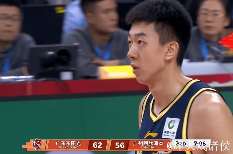 俱乐部杯-阿姆斯23分广东胜广州 王少杰10+8